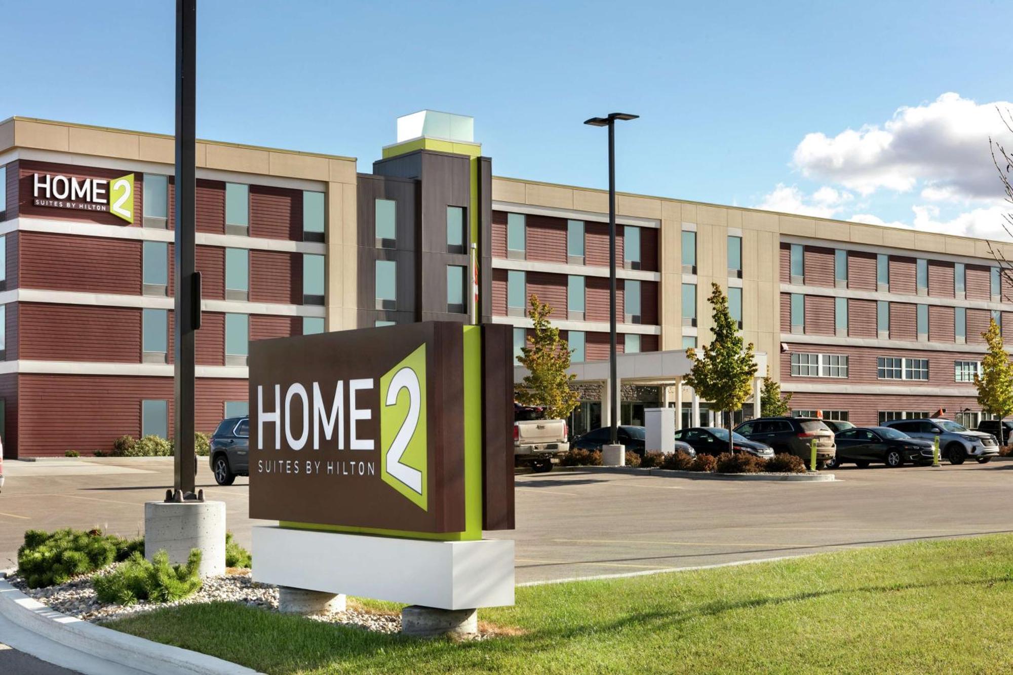 Home2 Suites By Hilton Fort St. John Екстериор снимка